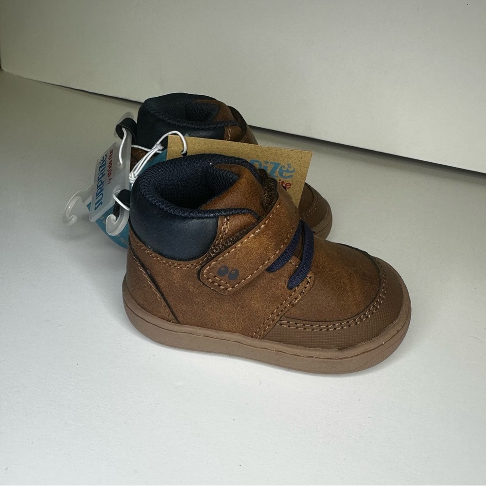 Surprize by Stride Rite Stylish Brown Baby Walker Shoes with Navy Accents